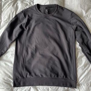Fabletics Mens Crewneck Sweatshirt- Dark Gray/Black